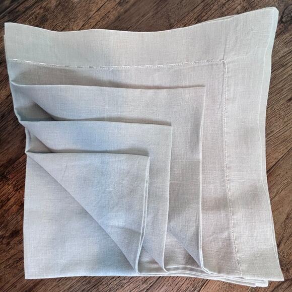Kim Seybert Set of 15 Grey 100% Linen Napkins with Silver Running Stitch - Picture 1 of 10